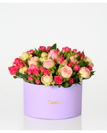 mixed-flowers-in-box