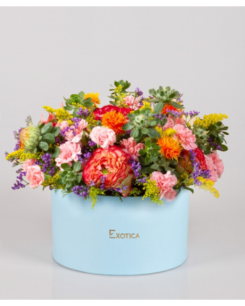 mixed-flowers-in-a-box
